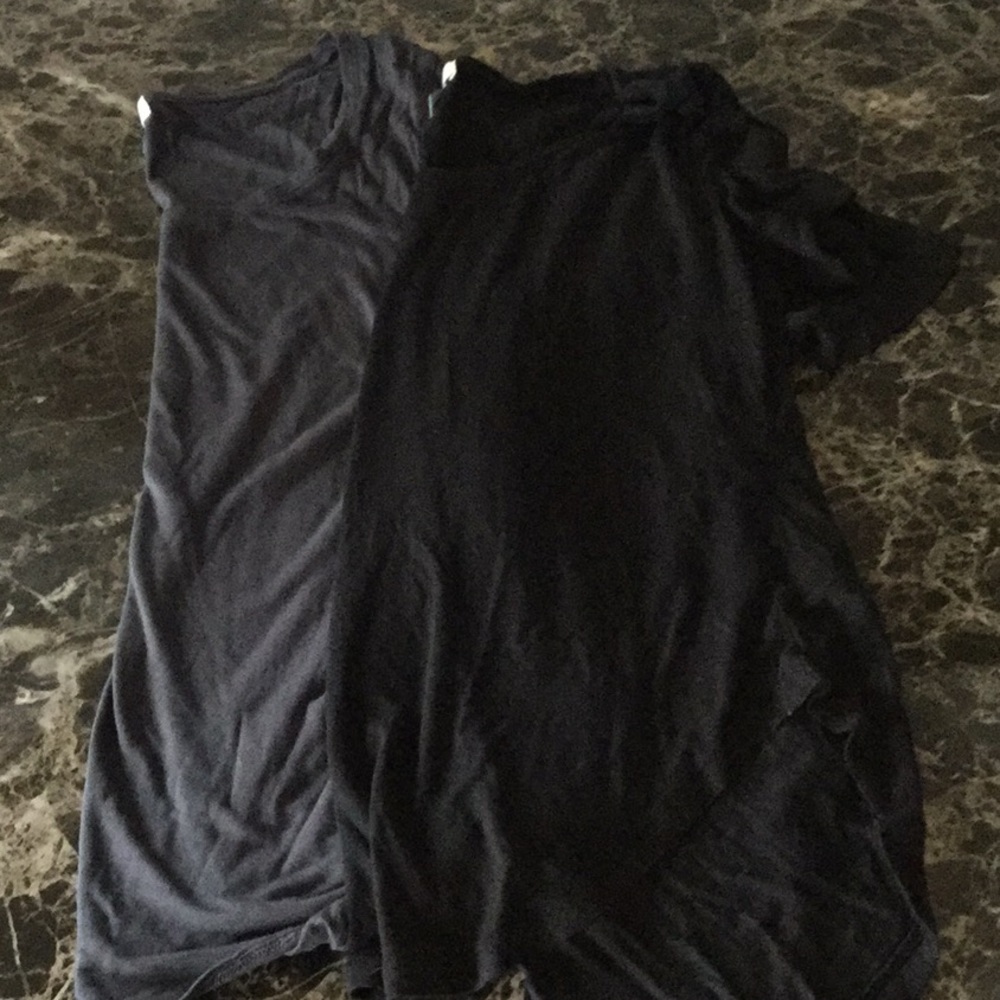 3 old navy shirts